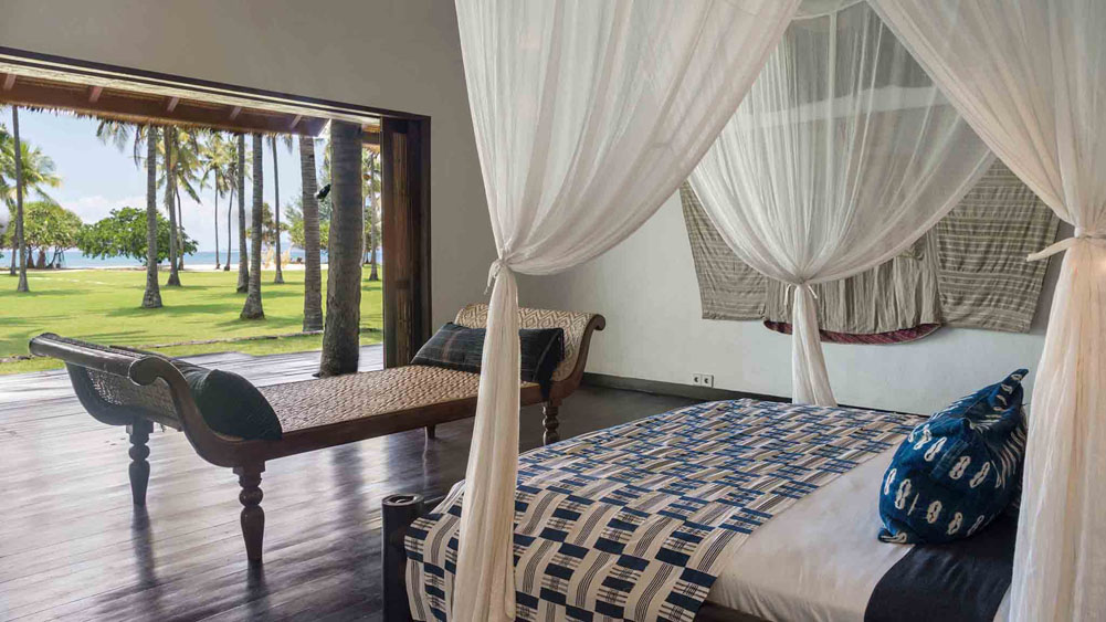 Sira Beach House - Beach bedroom one view